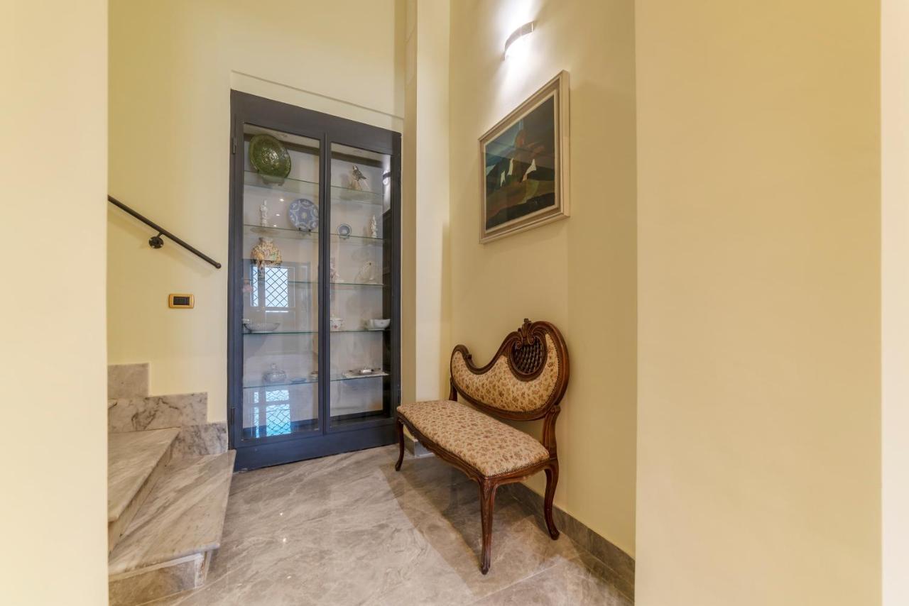 Termini Station Elegant And Roomy Apartment Рим Екстер'єр фото