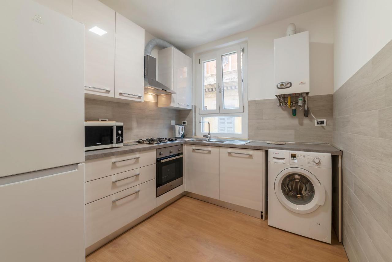 Termini Station Elegant And Roomy Apartment Рим Екстер'єр фото